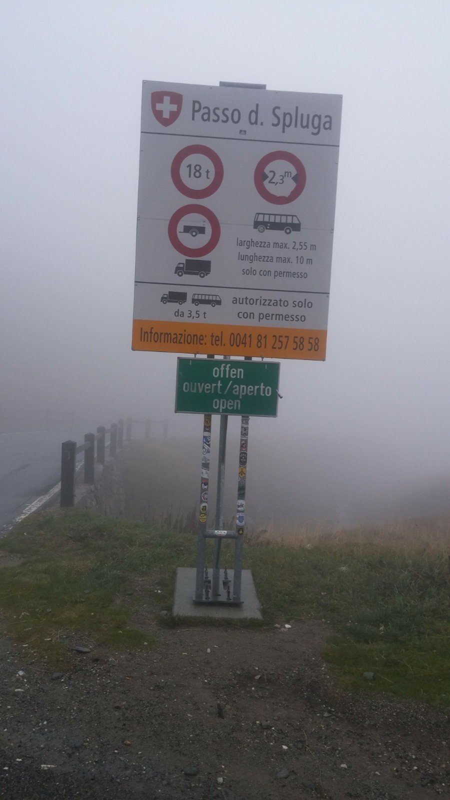 Mist op de Splügenpas