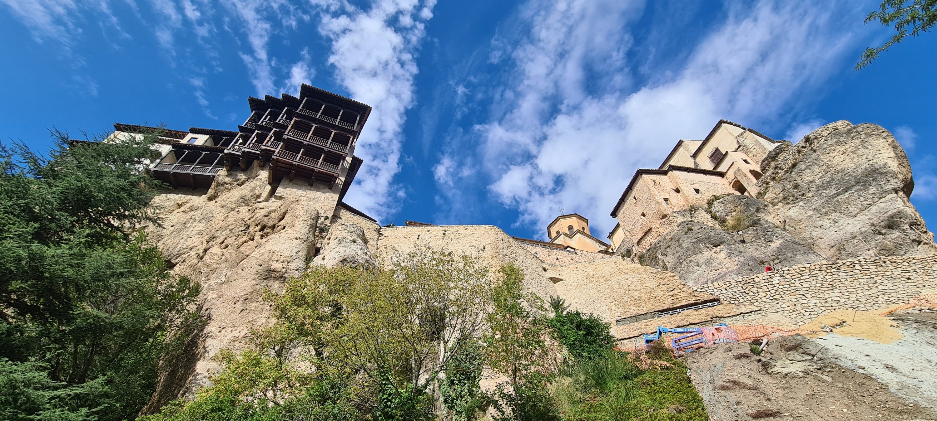 AL15 Hangende Huizen (Uña – Olmedilla 108 km 1.014 hm)