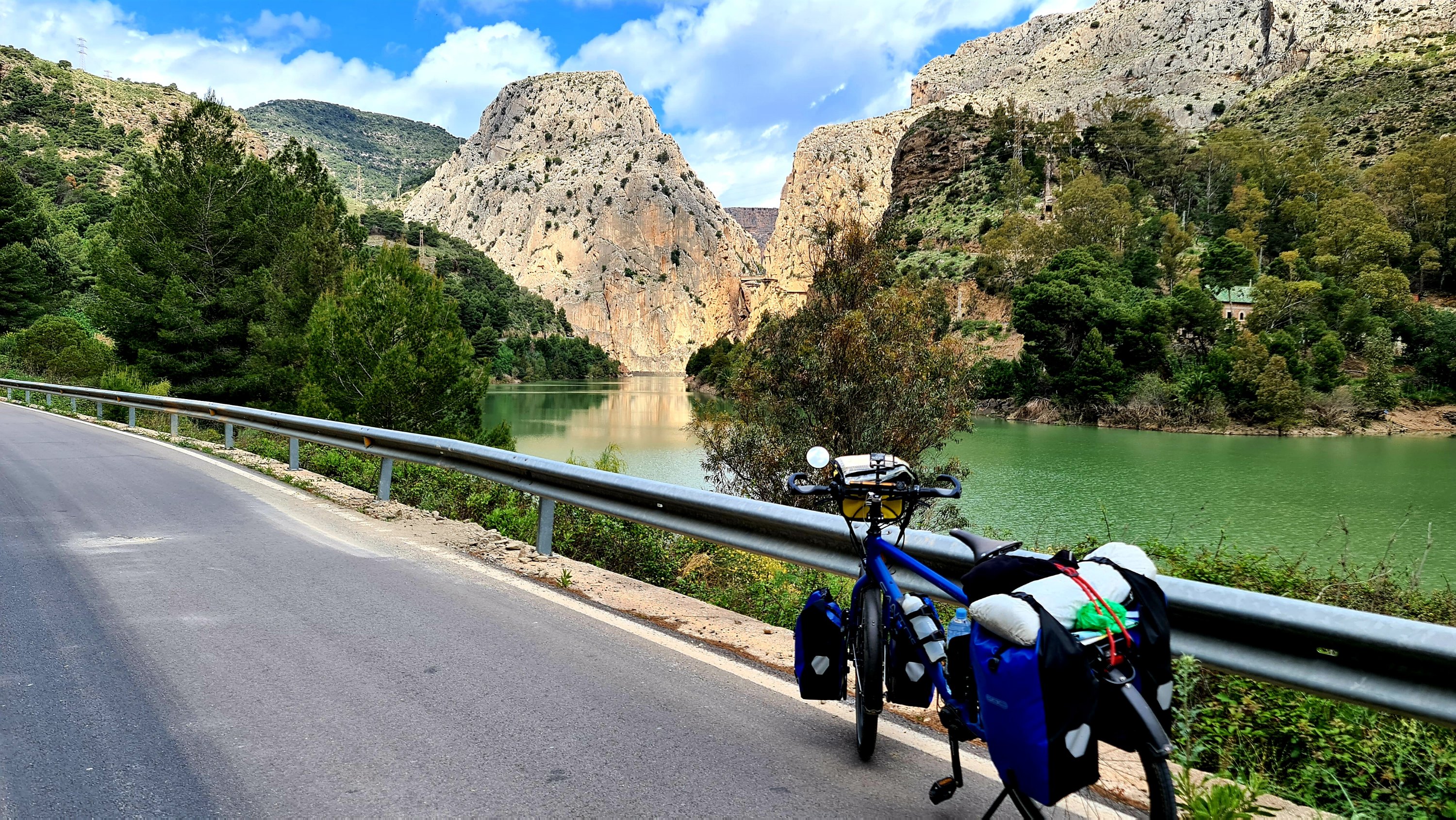 LS07 👑 Caminito del Rey (Cártama – El Burgo 70 km 1317 hm)