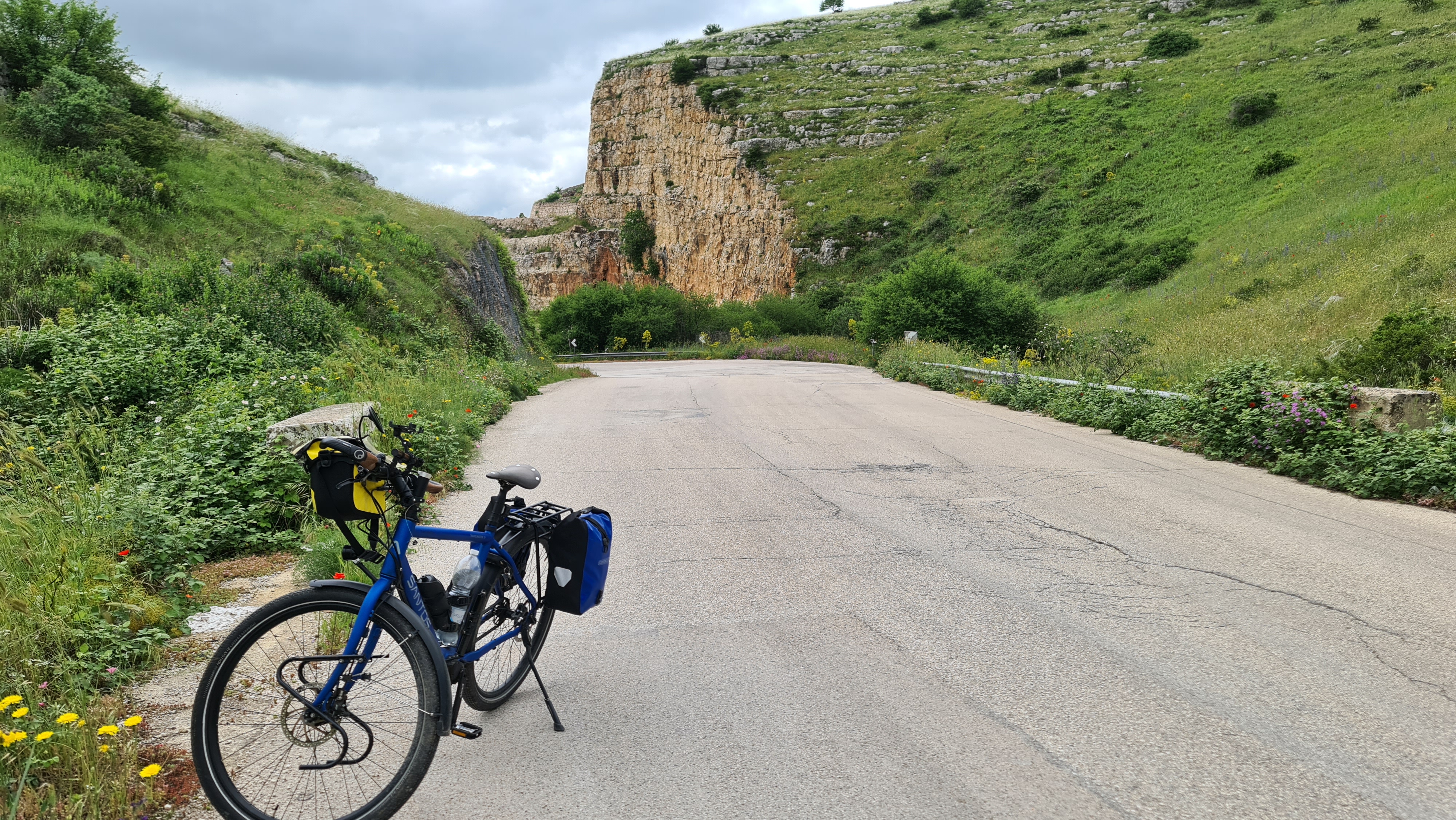 BC10 Eenvoudig (Venosa – Ruvo di Puglia 86 km 781 hm)