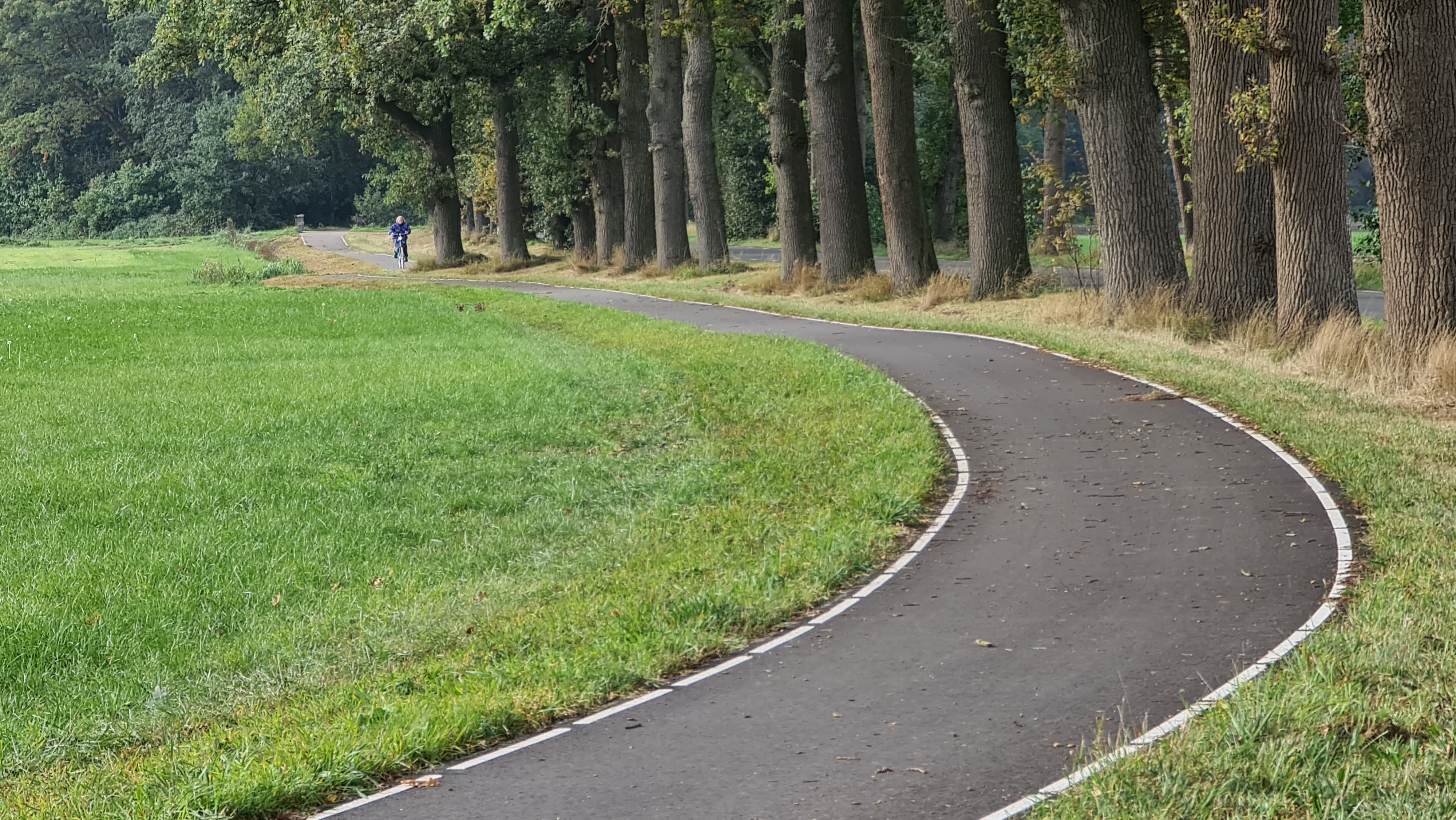 Onderweg over de Oerdijk tijdens Rondje Overijssel