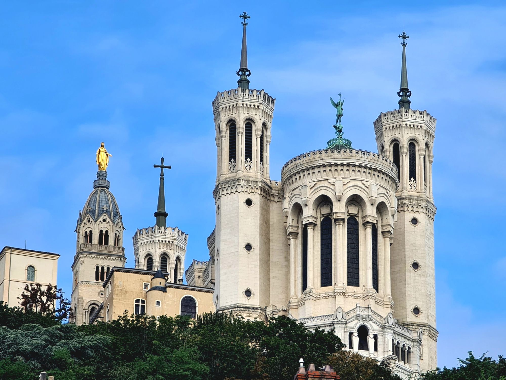 AM05 Not Only Lyon (St. Genis Laval – Lyon – Thoissey 86 km 132 hm)