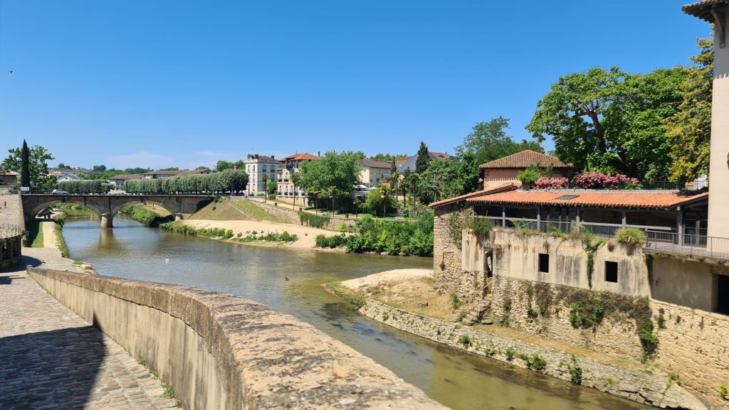 SN03 Keihard door (Louer – Cazoubon 108 km 607 hm)