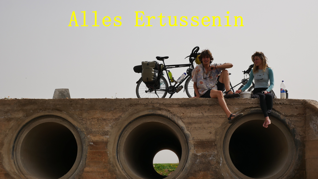 Alles Ertussenin – Maaike en Joost over hun duurzame fietsexpeditie en het landen in Nederland